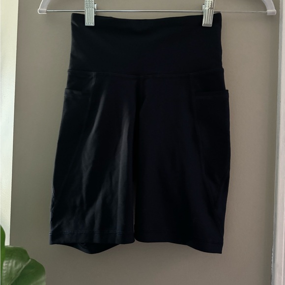 High Rise Biker shorts XS - Picture 5 of 8